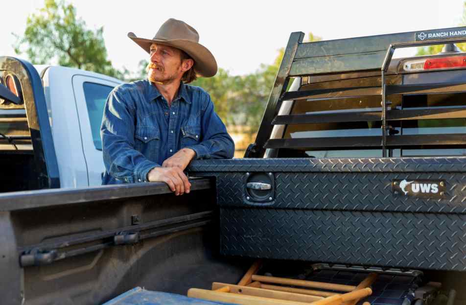 The Complete Guide to Selecting Equipment Materials for Heavy-Duty Work Environments